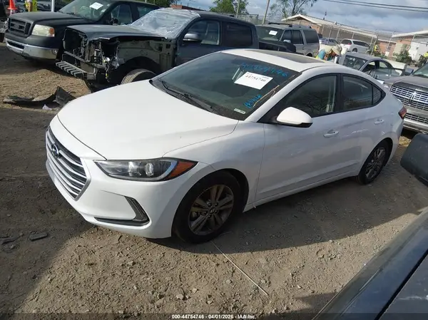 5NPD84LFXHH133042 2017 HYUNDAI ELANTRA - Image 2