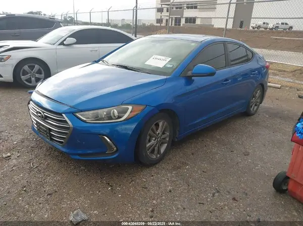 5NPD84LFXHH133462 2017 HYUNDAI ELANTRA - Image 2
