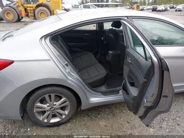 5NPD84LFXHH134143 2017 HYUNDAI ELANTRA - Image 8