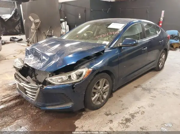 5NPD84LFXHH135664 2017 HYUNDAI ELANTRA - Image 2