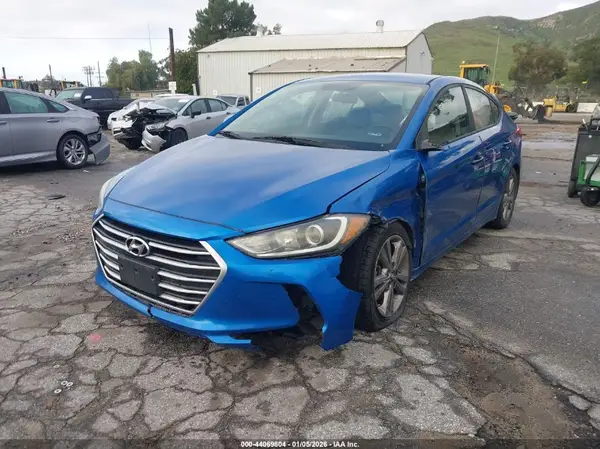 5NPD84LFXHH137592 2017 HYUNDAI ELANTRA - Image 2
