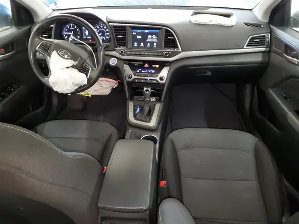 5NPD84LFXHH140492 2017 HYUNDAI ELANTRA - Image 8