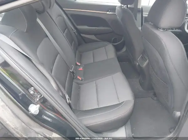 5NPD84LFXHH144476 2017 HYUNDAI ELANTRA - Image 8