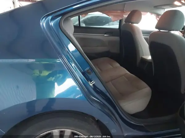 5NPD84LFXHH150388 2017 HYUNDAI ELANTRA - Image 8