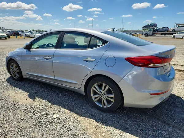 5NPD84LFXHH150987 2017 HYUNDAI ELANTRA - Image 2