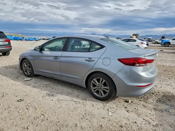 5NPD84LFXHH154201 2017 HYUNDAI ELANTRA - Image 2