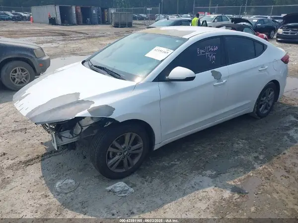 5NPD84LFXHH155008 2017 HYUNDAI ELANTRA - Image 2