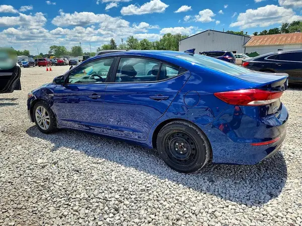 5NPD84LFXHH156241 2017 HYUNDAI ELANTRA - Image 2