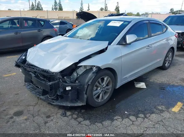 5NPD84LFXHH156272 2017 HYUNDAI ELANTRA - Image 2