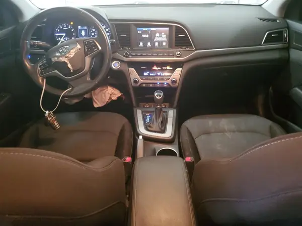 5NPD84LFXHH157406 2017 HYUNDAI ELANTRA - Image 8