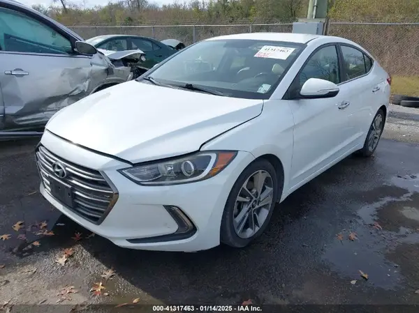 5NPD84LFXHH158264 2017 HYUNDAI ELANTRA - Image 2