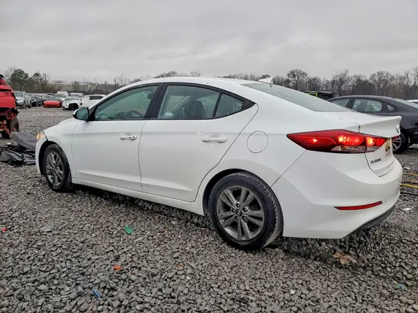 5NPD84LFXHH158913 2017 HYUNDAI ELANTRA - Image 2