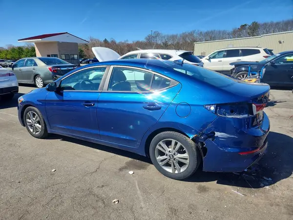 5NPD84LFXHH162587 2017 HYUNDAI ELANTRA - Image 2