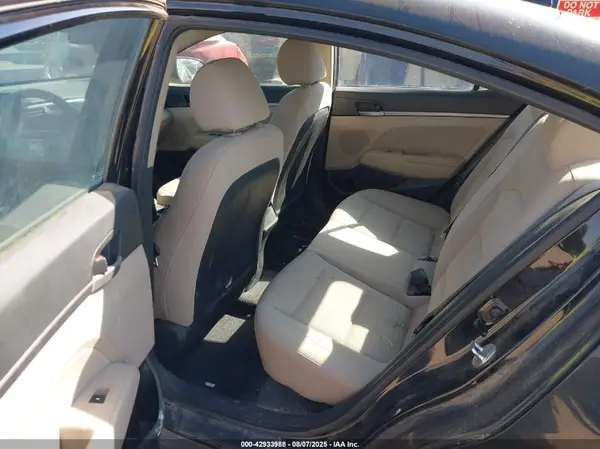 5NPD84LFXHH168213 2017 HYUNDAI ELANTRA - Image 8