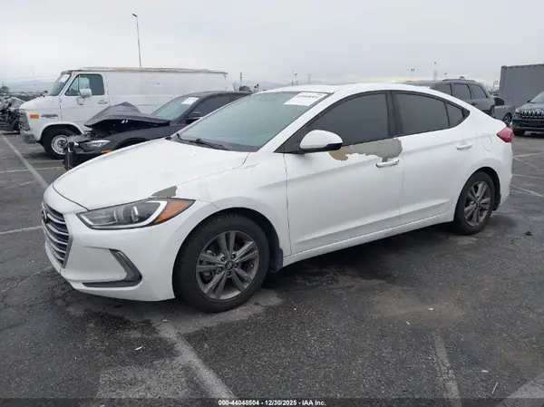 5NPD84LFXHH169507 2017 HYUNDAI ELANTRA - Image 2
