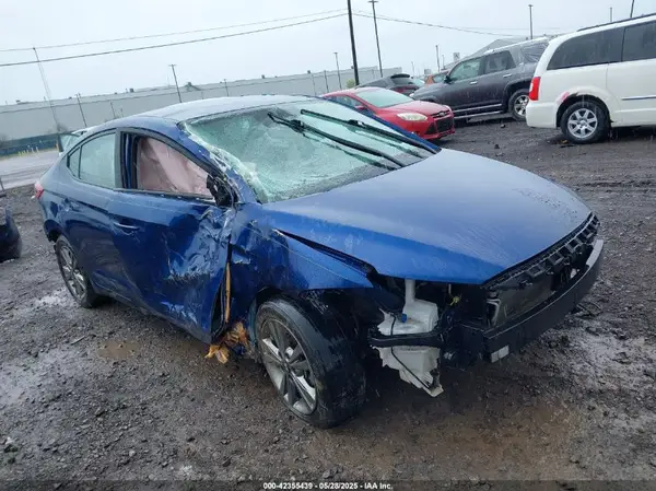 5NPD84LFXHH172309 2017 HYUNDAI ELANTRA - Image 1