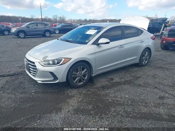 5NPD84LFXHH174996 2017 HYUNDAI ELANTRA - Image 2