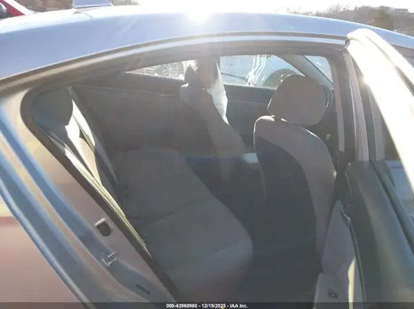 5NPD84LFXHH180295 2017 HYUNDAI ELANTRA - Image 8