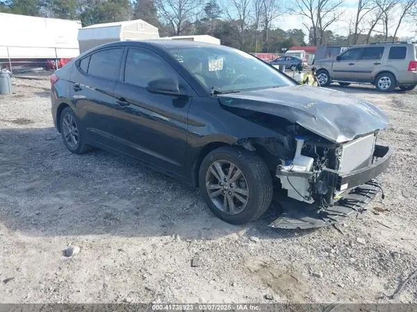 5NPD84LFXHH183200 2017 HYUNDAI ELANTRA - Image 1