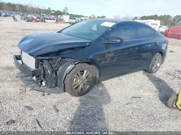 5NPD84LFXHH183200 2017 HYUNDAI ELANTRA - Image 2