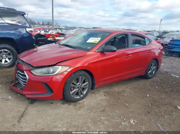 5NPD84LFXHH184699 2017 HYUNDAI ELANTRA - Image 2