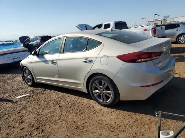 5NPD84LFXHH185013 2017 HYUNDAI ELANTRA - Image 2