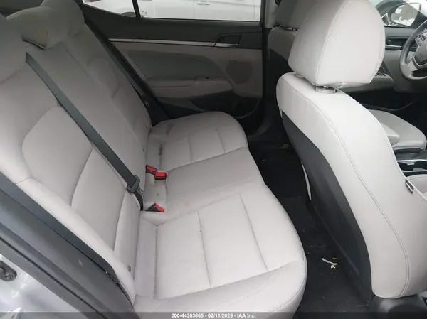 5NPD84LFXHH185626 2017 HYUNDAI ELANTRA - Image 8