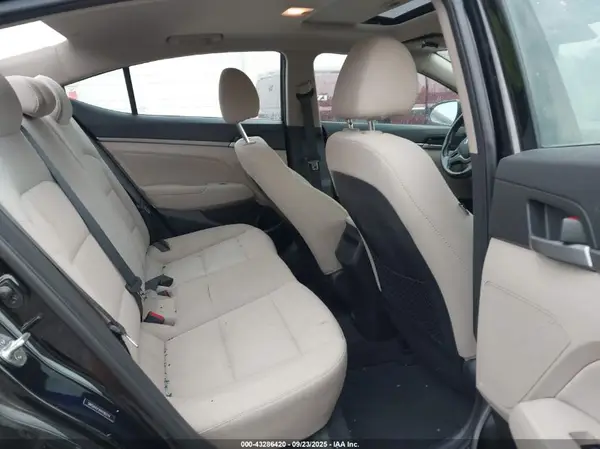 5NPD84LFXHH186274 2017 HYUNDAI ELANTRA - Image 8