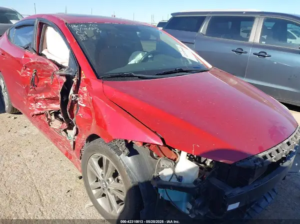 5NPD84LFXHH186498 2017 HYUNDAI ELANTRA - Image 1