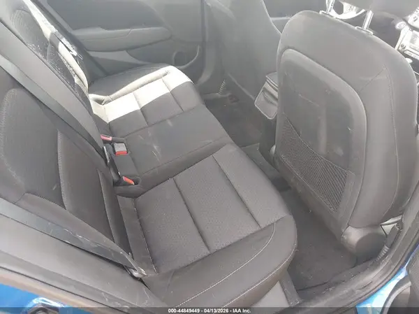 5NPD84LFXHH191586 2017 HYUNDAI ELANTRA - Image 8