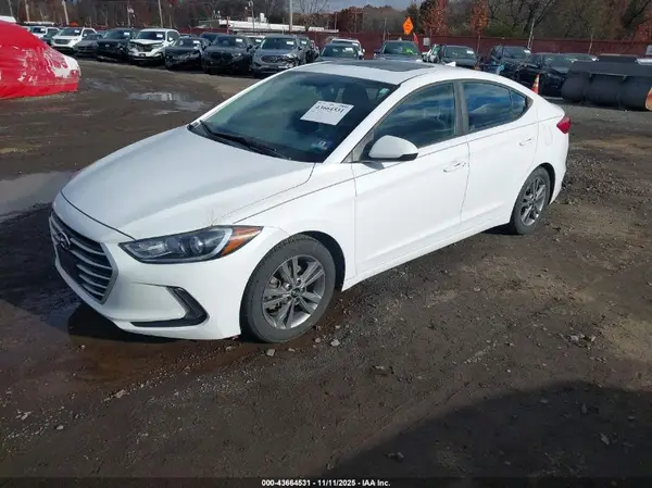 5NPD84LFXHH194634 2017 HYUNDAI ELANTRA - Image 2