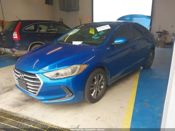 5NPD84LFXHH196254 2017 HYUNDAI ELANTRA - Image 2