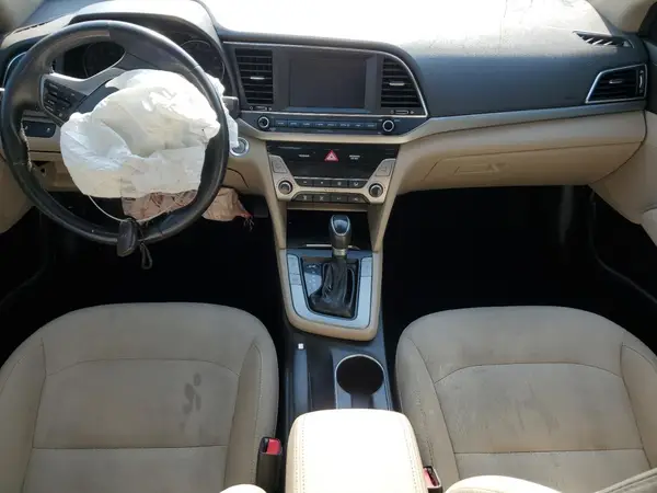 5NPD84LFXHH199557 2017 HYUNDAI ELANTRA - Image 8