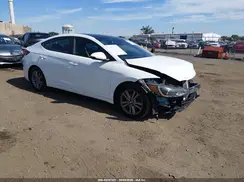 5NPD84LFXHH201114 2017 HYUNDAI ELANTRA
