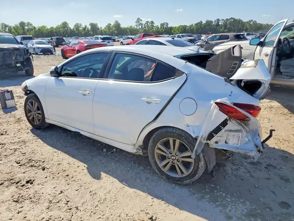5NPD84LFXHH207317 2017 HYUNDAI ELANTRA - Image 2