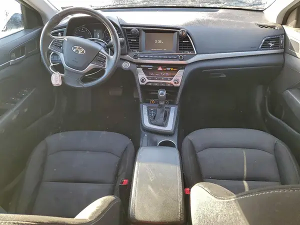 5NPD84LFXHH210119 2017 HYUNDAI ELANTRA - Image 8
