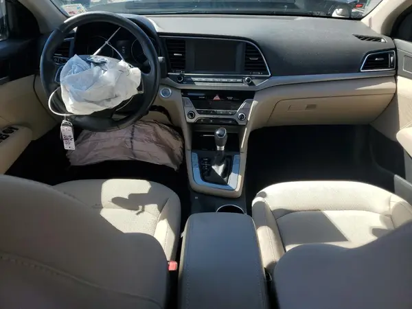 5NPD84LFXHH211013 2017 HYUNDAI ELANTRA - Image 8