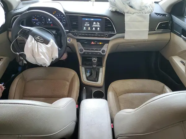 5NPD84LFXJH213477 2018 HYUNDAI ELANTRA - Image 8