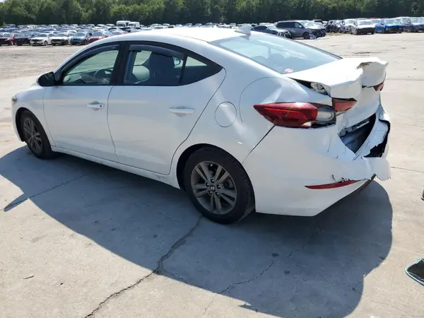 5NPD84LFXJH215360 2018 HYUNDAI ELANTRA - Image 2