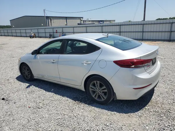 5NPD84LFXJH215570 2018 HYUNDAI ELANTRA - Image 2