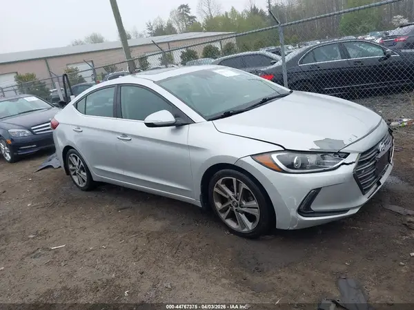 5NPD84LFXJH215780 2018 HYUNDAI ELANTRA - Image 1
