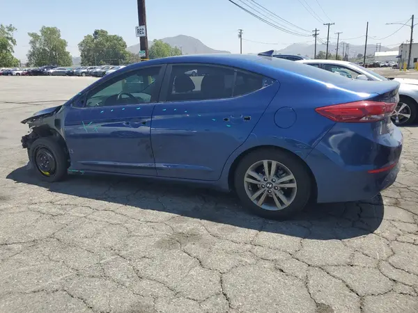 5NPD84LFXJH215813 2018 HYUNDAI ELANTRA - Image 2