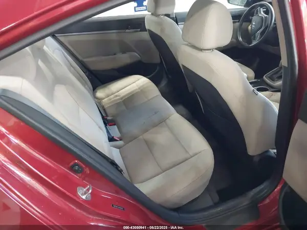5NPD84LFXJH218923 2018 HYUNDAI ELANTRA - Image 8