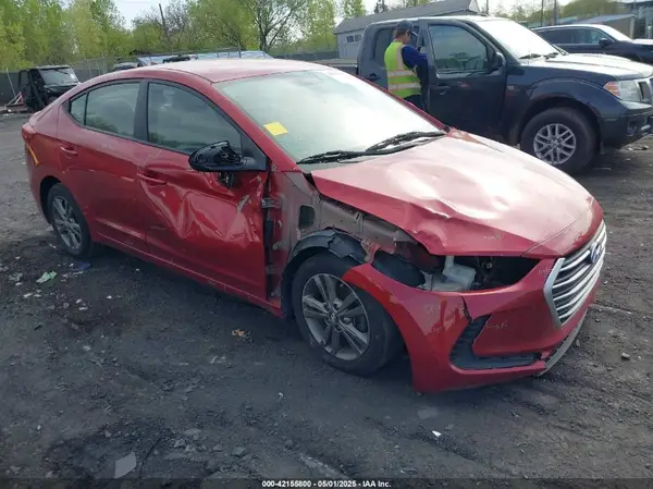 5NPD84LFXJH219666 2018 HYUNDAI ELANTRA - Image 1