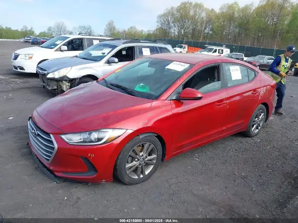 5NPD84LFXJH219666 2018 HYUNDAI ELANTRA - Image 2