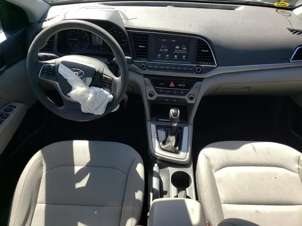 5NPD84LFXJH220574 2018 HYUNDAI ELANTRA - Image 8