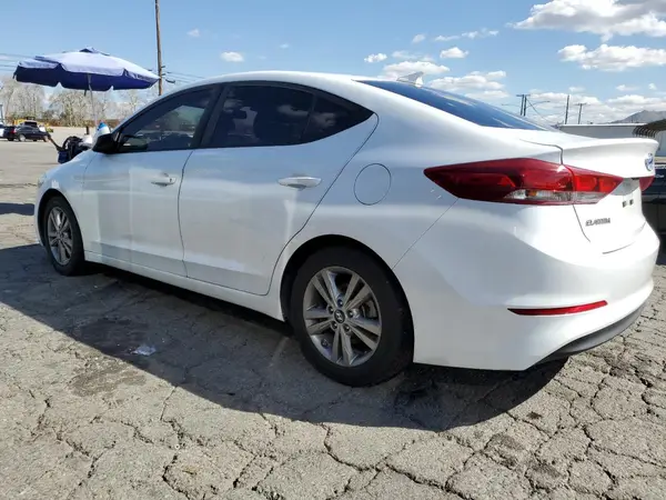 5NPD84LFXJH221157 2018 HYUNDAI ELANTRA - Image 2
