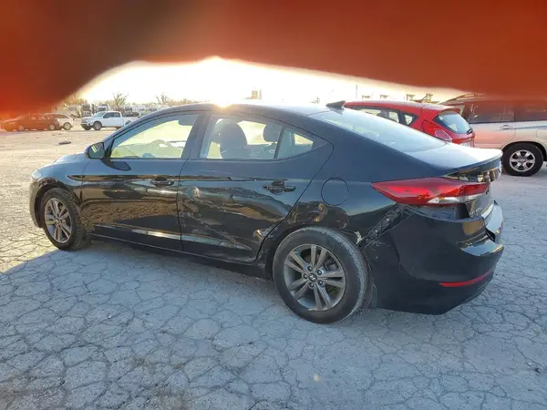 5NPD84LFXJH221482 2018 HYUNDAI ELANTRA - Image 2