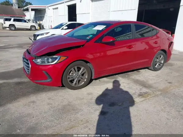 5NPD84LFXJH223118 2018 HYUNDAI ELANTRA - Image 2