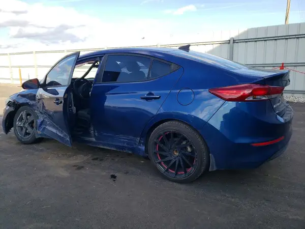 5NPD84LFXJH223314 2018 HYUNDAI ELANTRA - Image 2